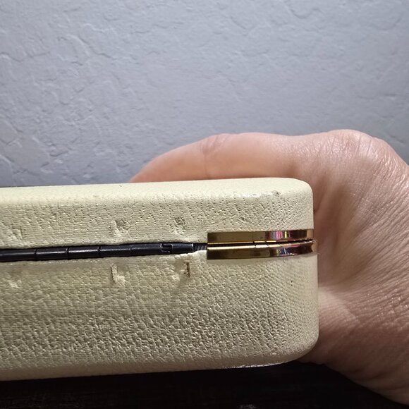 Vintage MCM Farrington Travel Size Cream Floral Jewelry Box Blue Velvet Lining - Picture 10 of 15